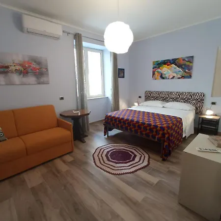 Cappuccini Express House *
